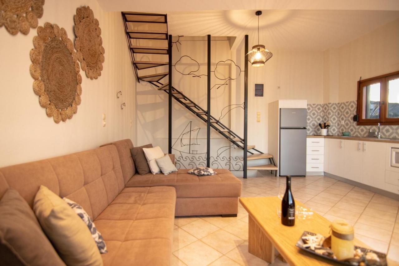 The Island House - Family Size Apt - Overlooking The Aegean - 3 Steps From The Beach Mokhlos Exteriör bild